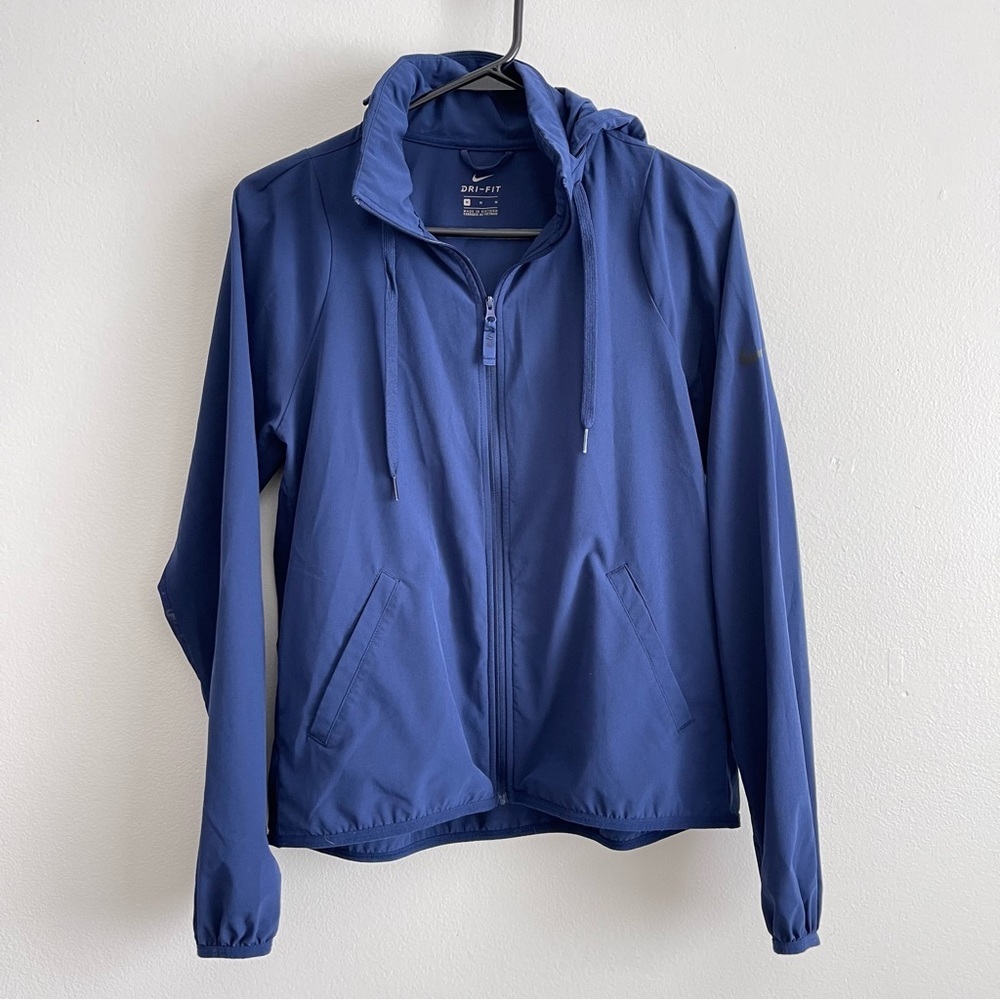 Nike Dri-Fit Workout Jacket Navy Athletic Lightweight Coat Full Zip Women’s M